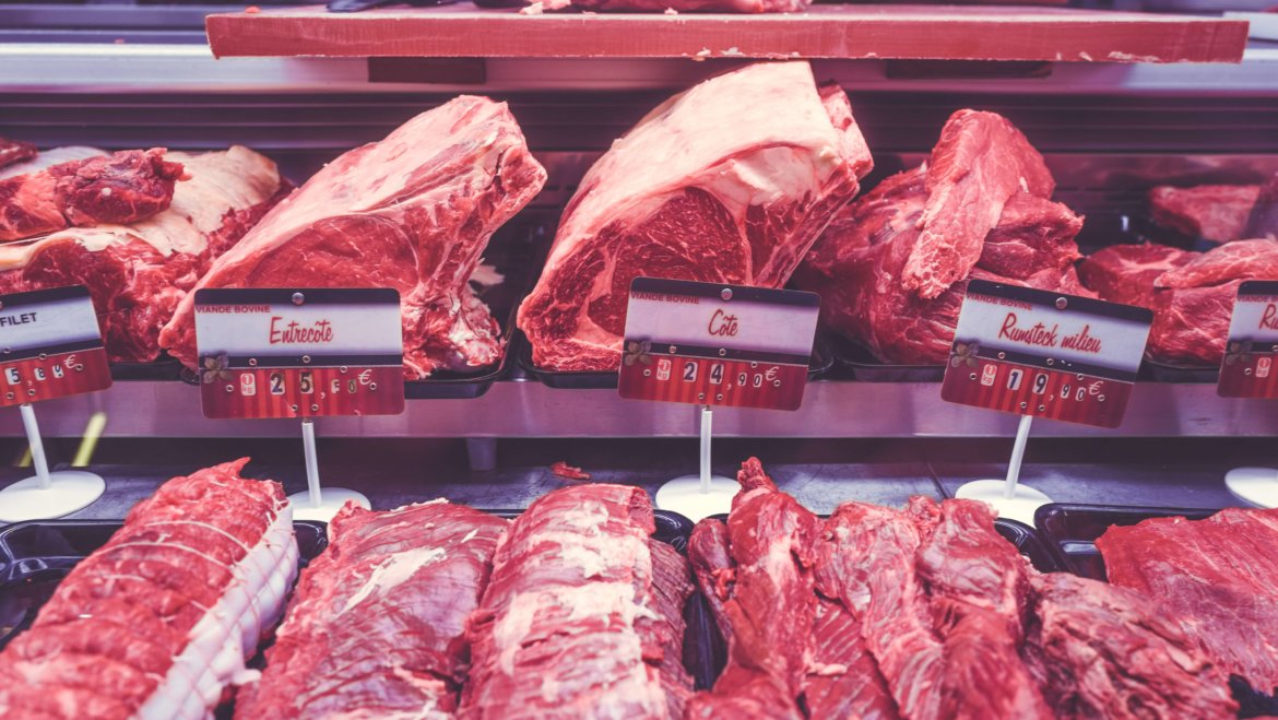 La carne rossa aumenta il rischio di insufficienza  renale nella popolazione generale